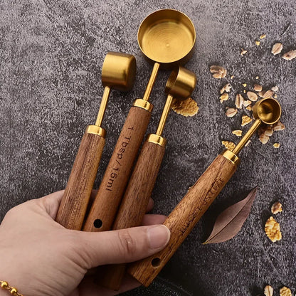 Timberware Measuring Cup Set