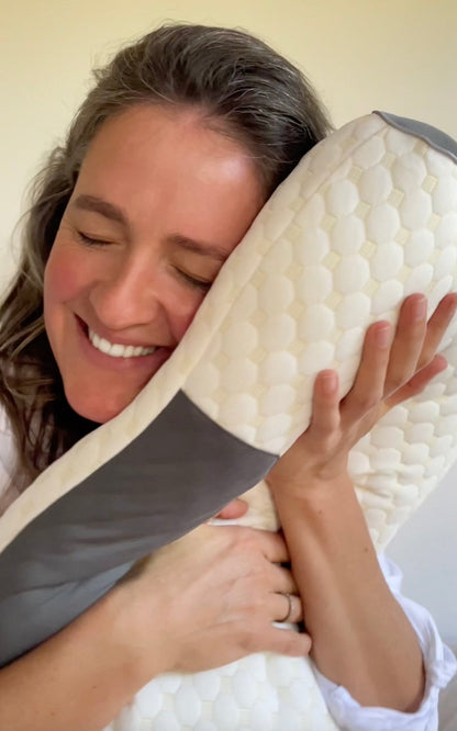 Antibacterial Contour Pillow