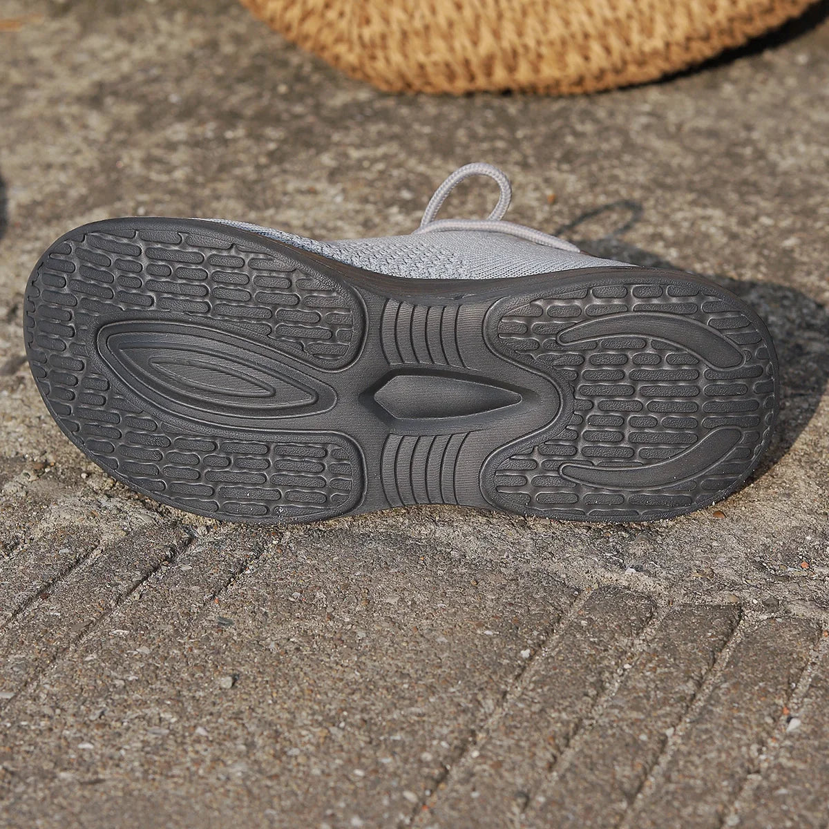 Colet - Comfortable Training and Sports Shoes