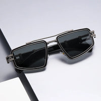 Black / Metallic